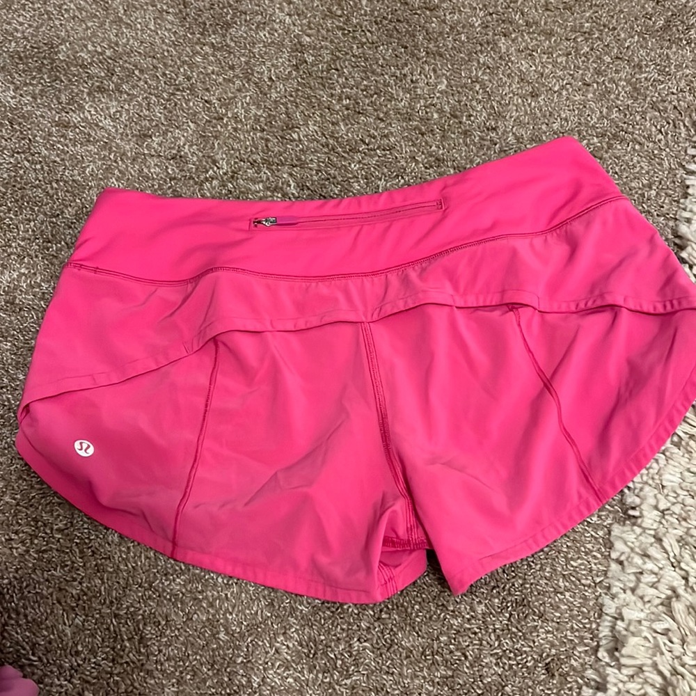 lulu shorts - liner cut out